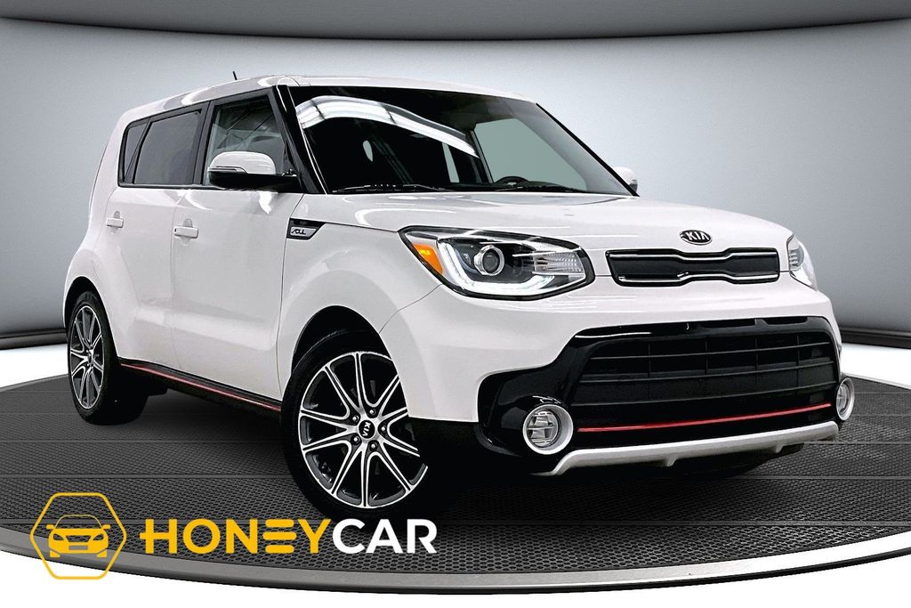 Clear White 2019 Kia Soul ! FWD Wagon Front-Wheel Drive 7-Speed Automatic