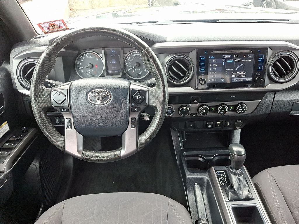 Thumbnail: 2019 Toyota Tacoma - 12