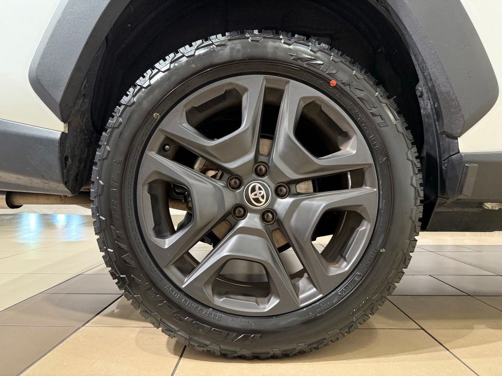 Thumbnail: 2024 Toyota RAV4 - 9