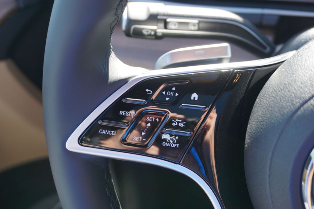 Thumbnail: 2026 Mercedes-Benz GLE - 29