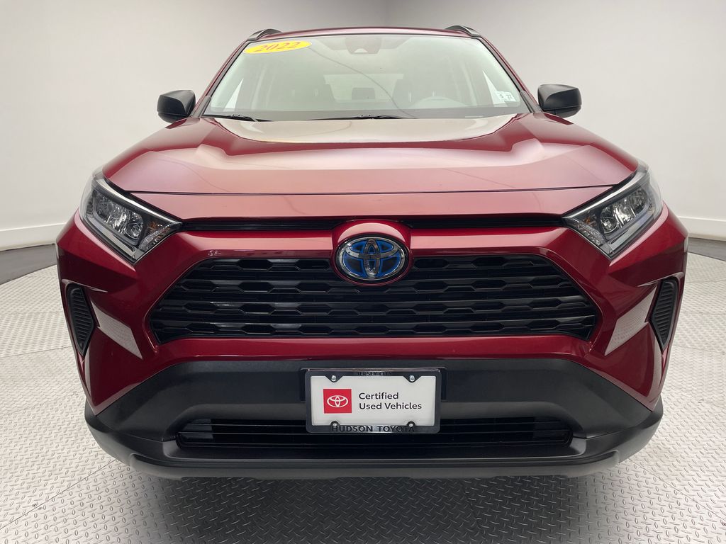 2022 Toyota RAV4 LE 2
