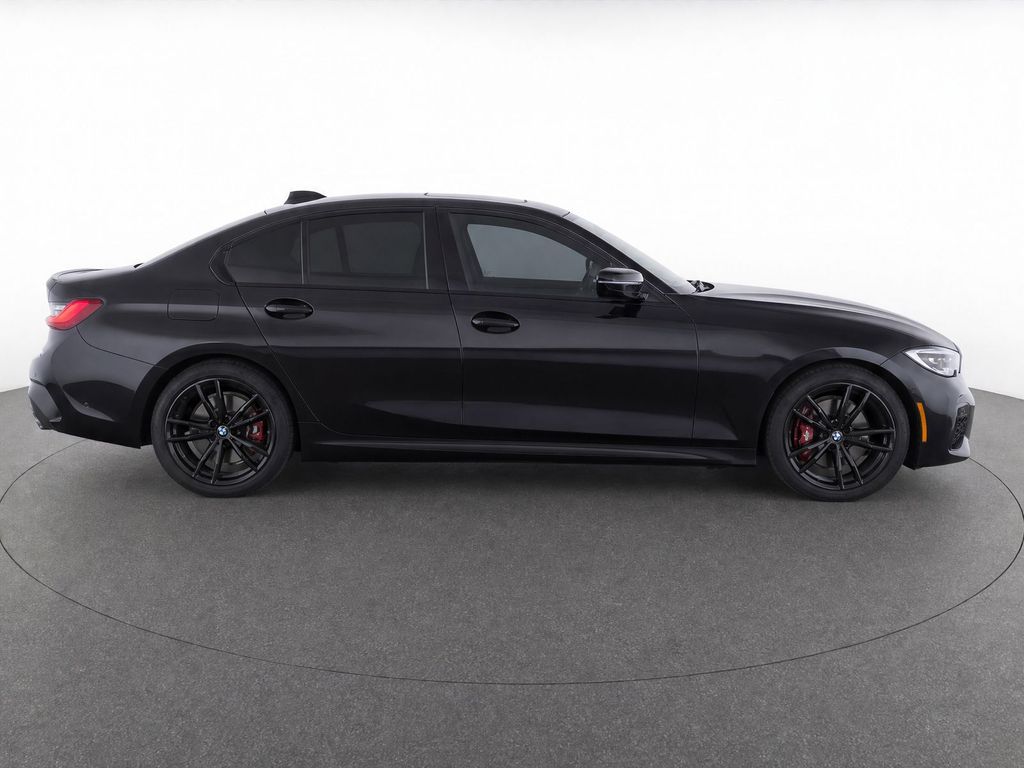 Thumbnail: 2022 BMW 3 Series - 2