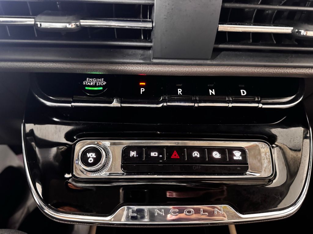 Certified Used 2024 White Lincoln Premiere image 9