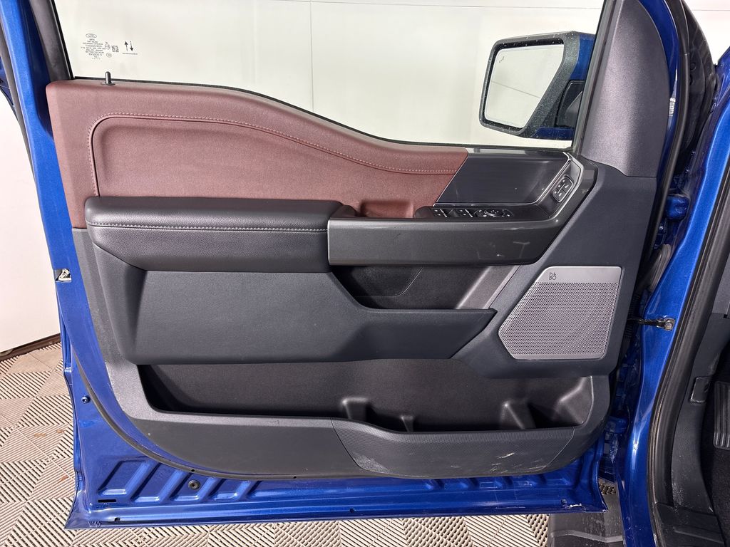 Certified Used 2023  Ford Lariat image 23