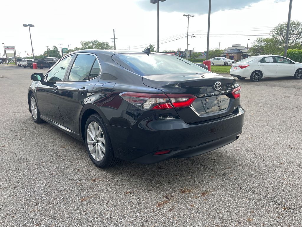 2023 Toyota Camry LE photo