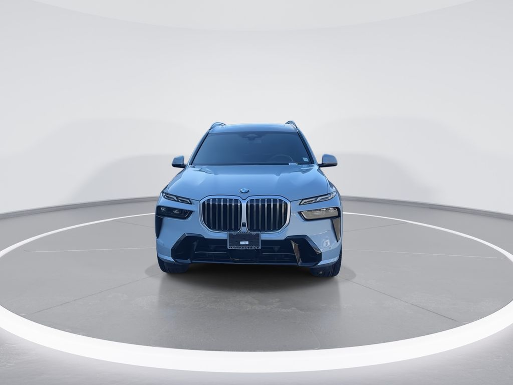 Thumbnail: 2024 BMW X7 - 3