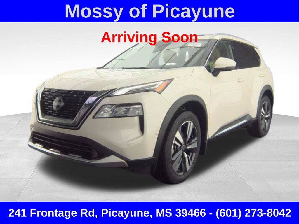 2023 Nissan Rogue Platinum FWD