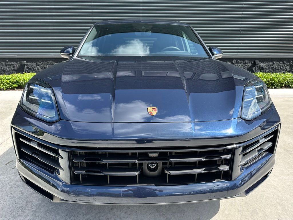Thumbnail: 2025 Porsche Cayenne - 7