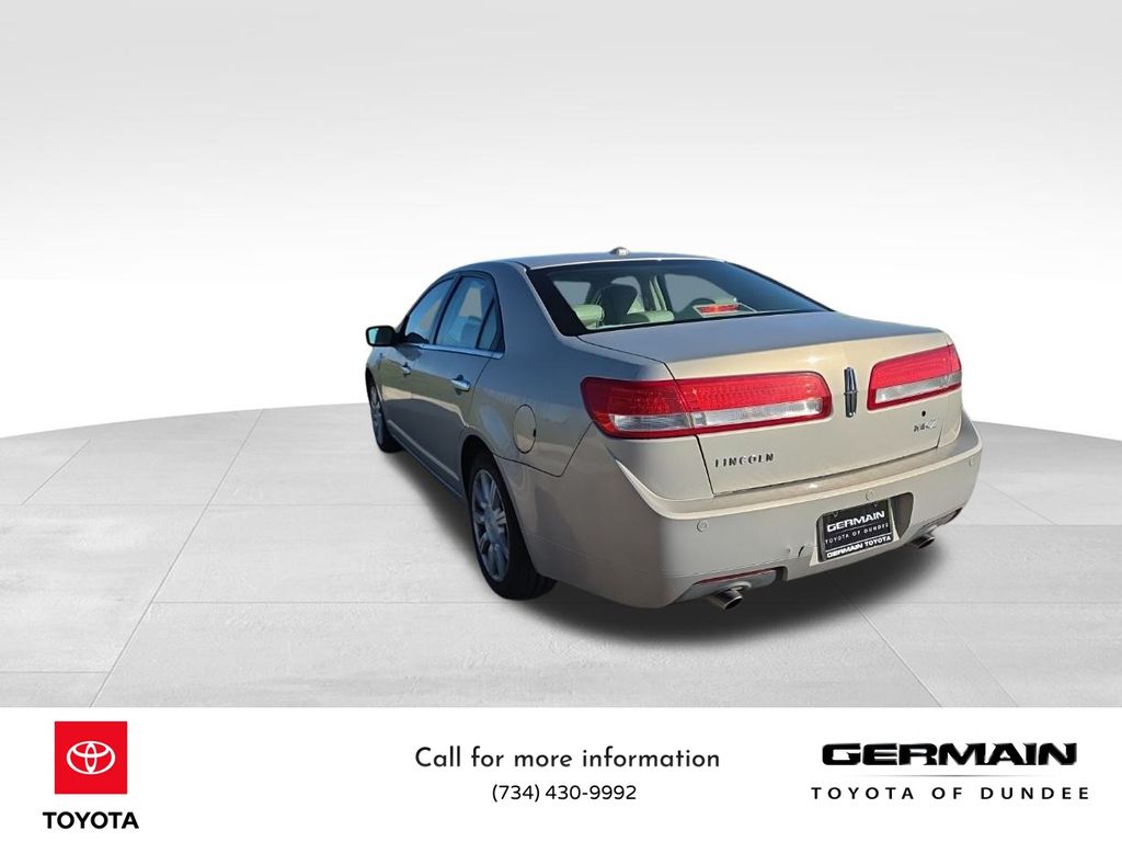 2010 Lincoln MKZ Base photo 6