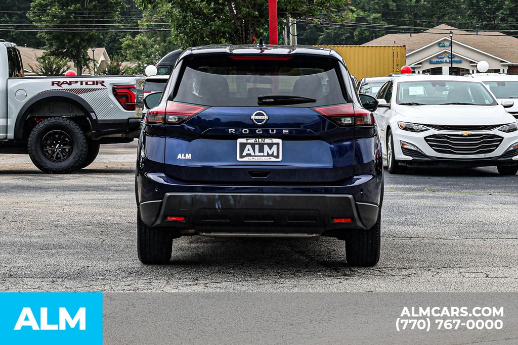 Used 2025 Blue Nissan SV image 12
