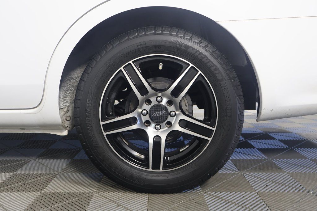 Thumbnail: 2015 Nissan Versa - 16