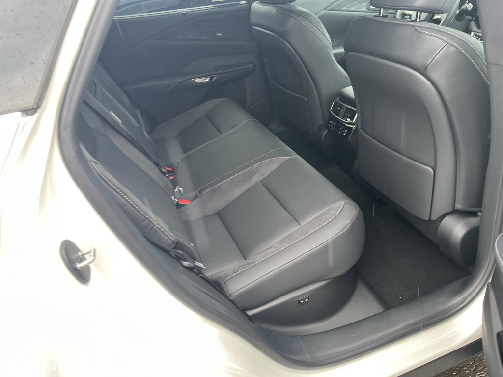 2025 Lexus RX 350 Luxury AWD photo 9