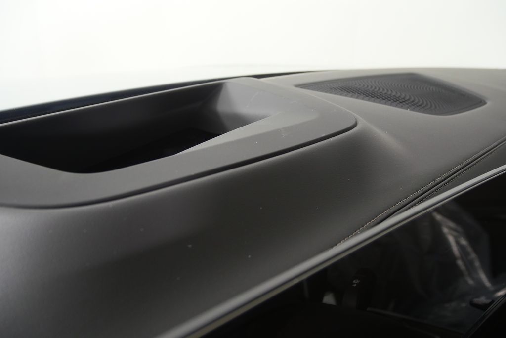 Thumbnail: 2026 BMW X7 - 20