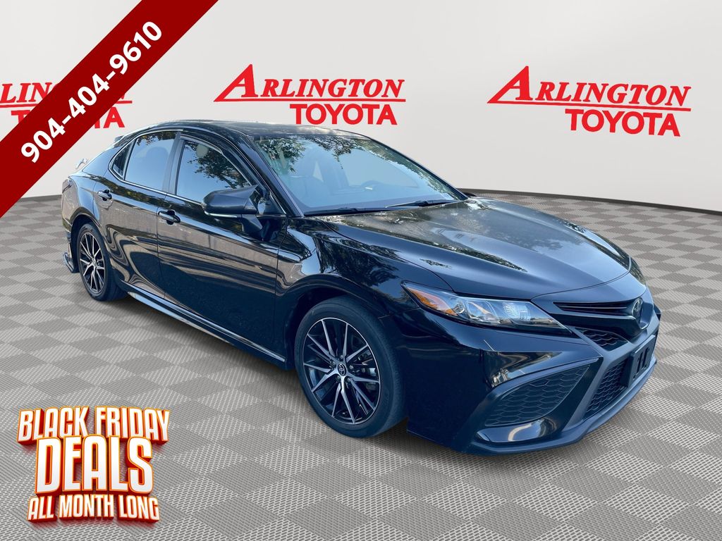 2024 Toyota Camry SE