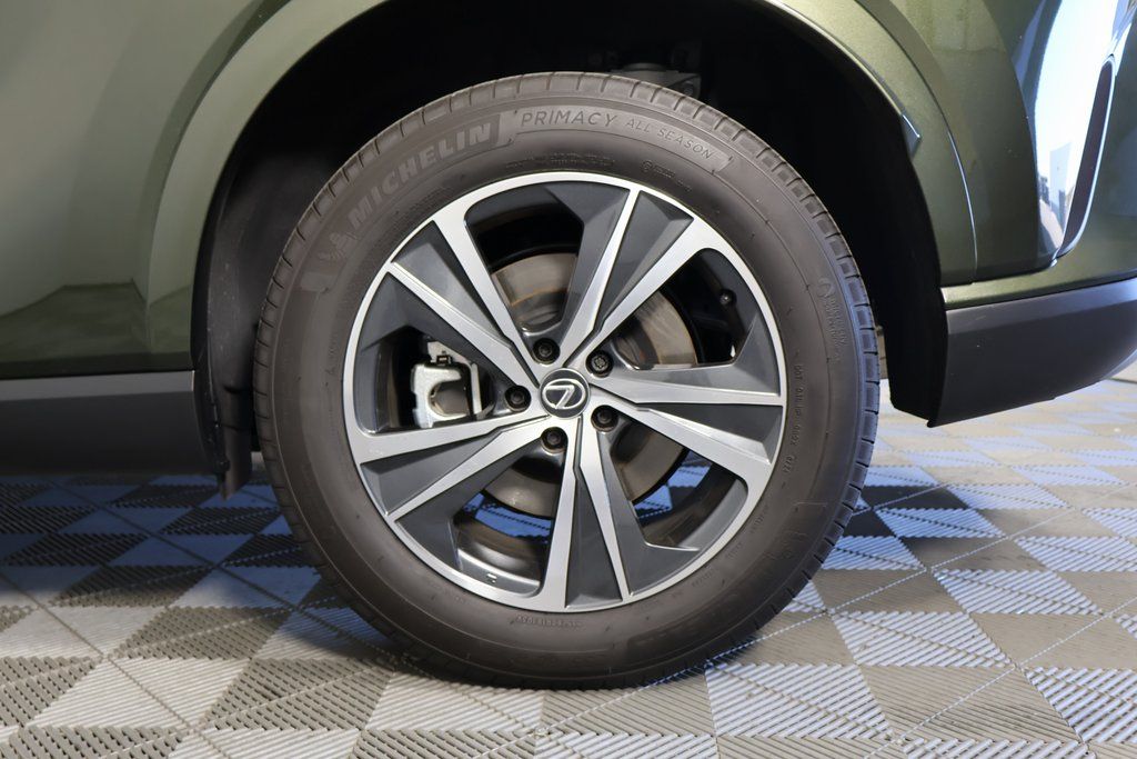 Thumbnail: 2024 Lexus RX - 16