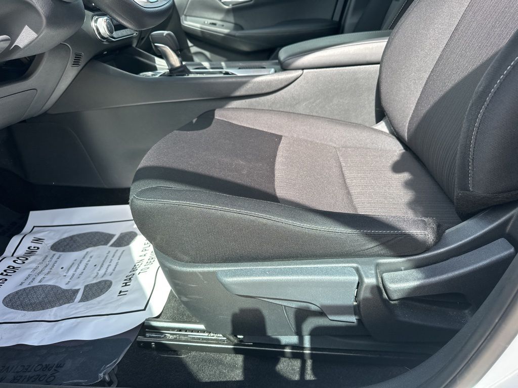 2024 Aspen White Tricoat Nissan Sentra SV FWD Sedan