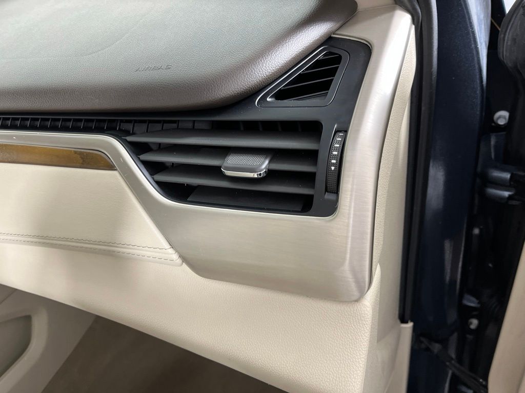 Thumbnail: 2019 GMC Yukon - 22
