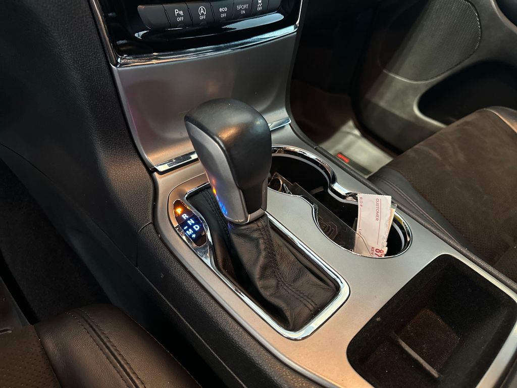 Used Car 2020 Jeep Grand Cherokee  Altitude For Sale Under $25,000 In Austin, Texas