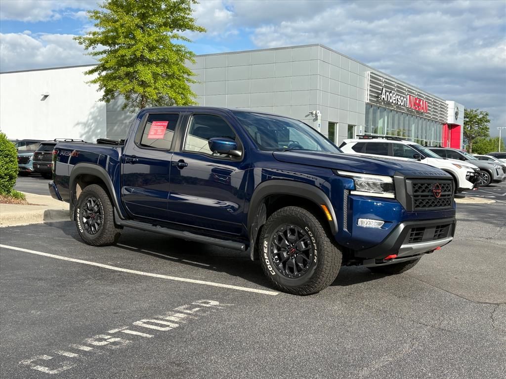Deep Blue Pearl 2022 Nissan Frontier PRO-4X Crew Cab 4WD Pickup Truck Four-Wheel Drive 9-Speed Automatic