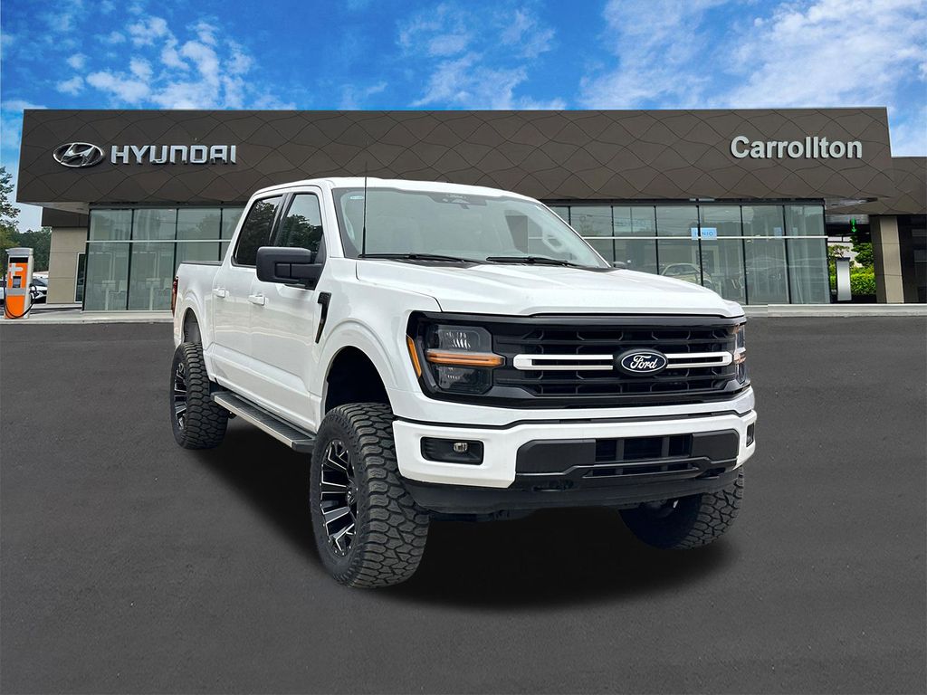 Used 2025 White Ford XLT image 3
