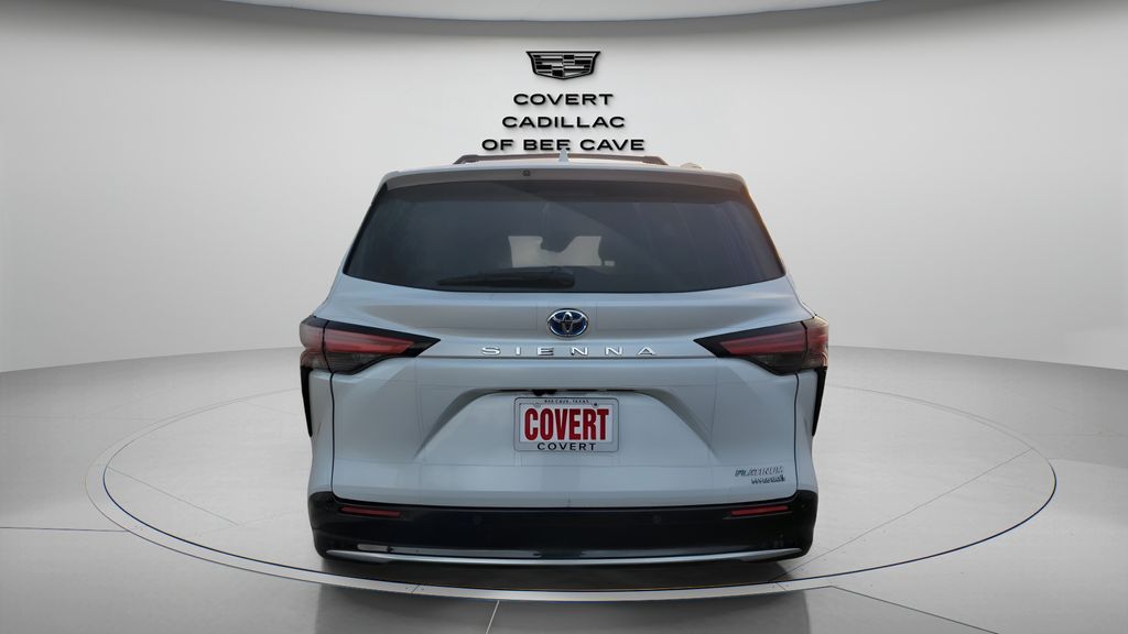 Used Car 2023 Toyota Sienna  Platinum For Sale Under $60,000 In Austin, Texas