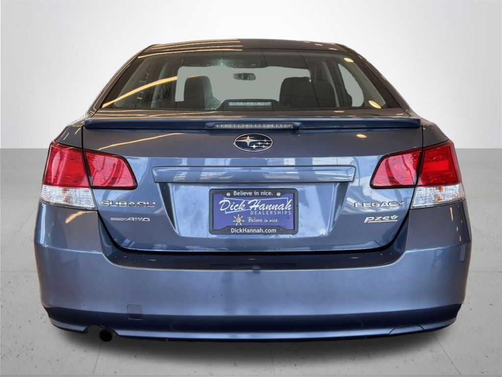2014 Subaru Legacy 2.5i