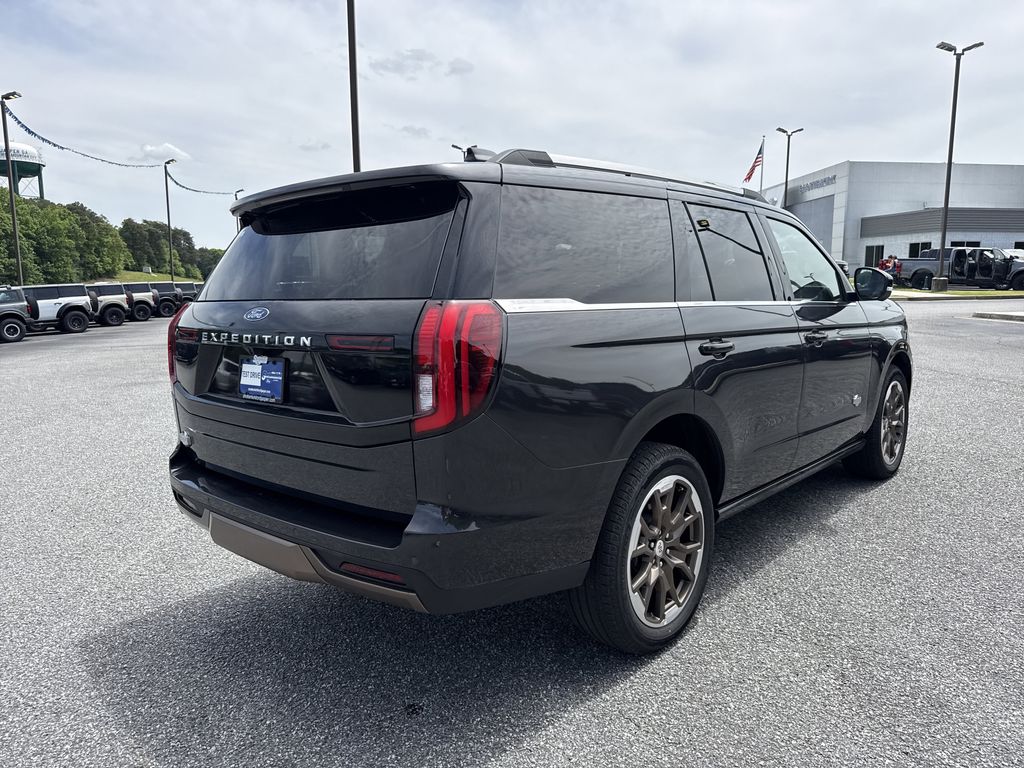 Used 2025 Ford Expedition SUV