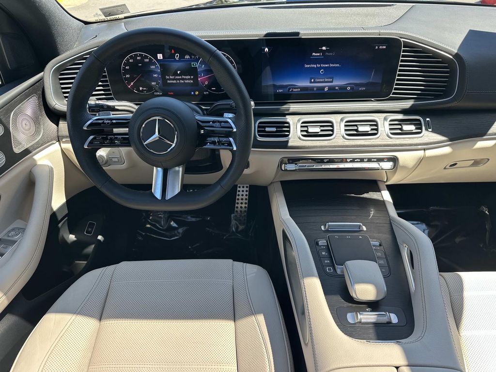 Thumbnail: 2026 Mercedes-Benz GLS - 21