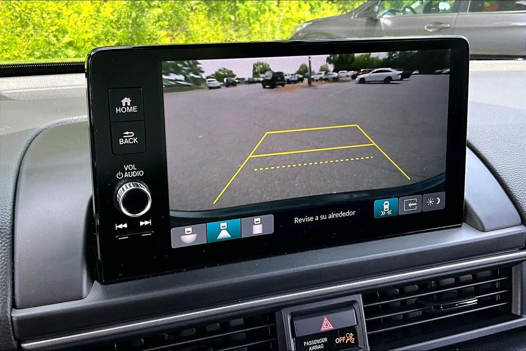 2025 Honda Pilot EX-L - Photo 11
