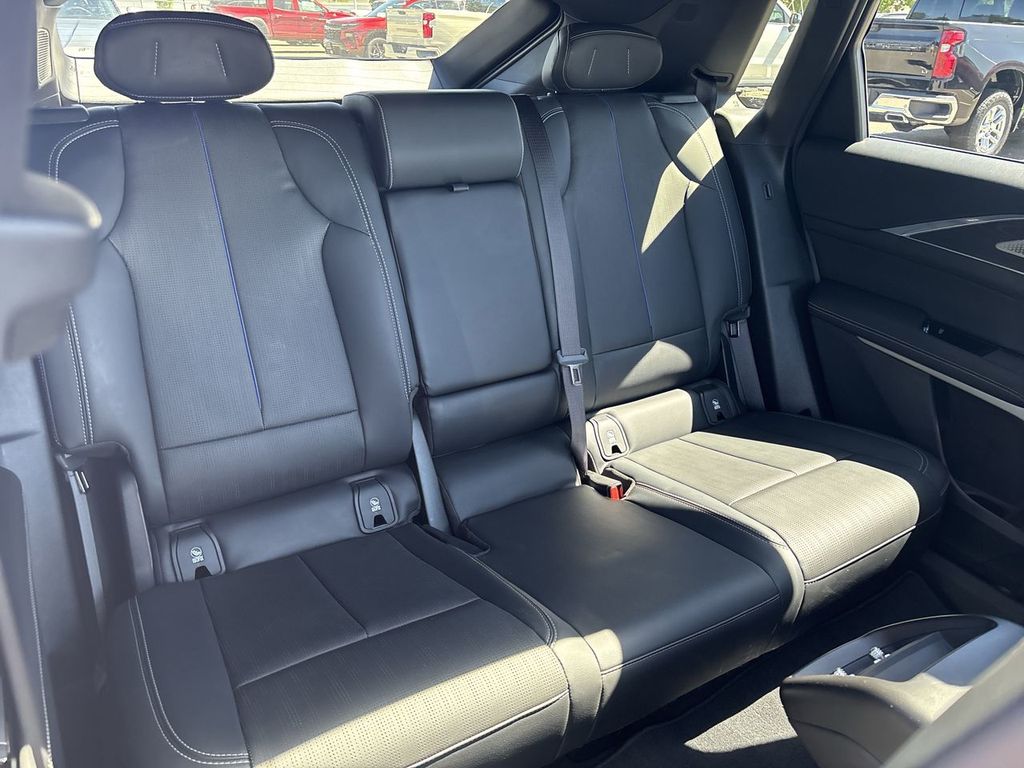 Used 2024 Cadillac LYRIQ SUV