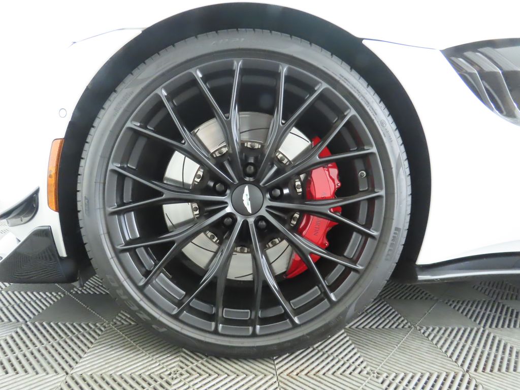2023 Aston Martin Vantage F1 Edition 27