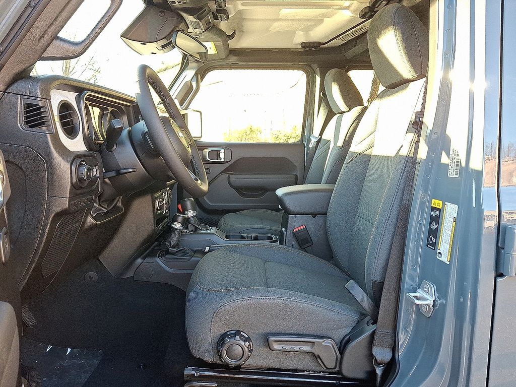 New 2026 Jeep Wrangler SUV
