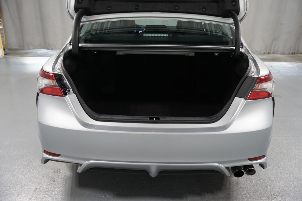 Thumbnail: 2024 Toyota Camry - 32