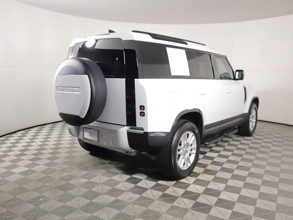 Thumbnail: 2025 Land Rover Defender - 5