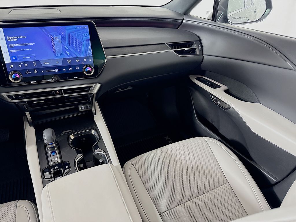 Thumbnail: 2023 Lexus RX - 25