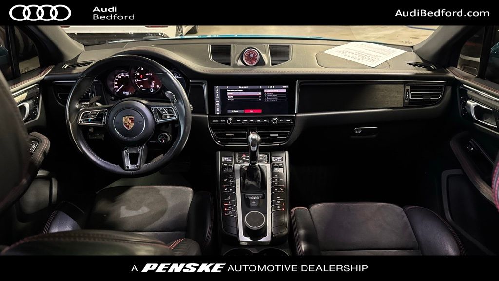 Thumbnail: 2020 Porsche Macan - 21