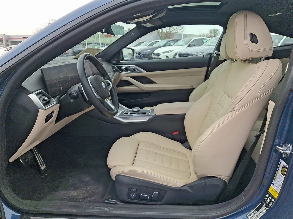 Thumbnail: 2024 BMW 4 Series - 13