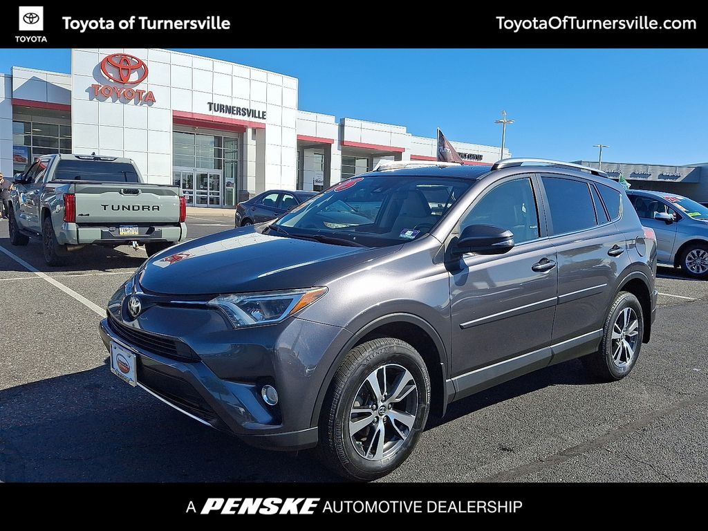 Thumbnail: 2018 Toyota RAV4 - 1
