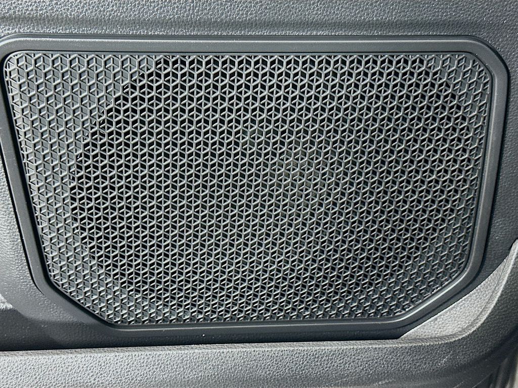 Thumbnail: 2024 Toyota Tundra - 19