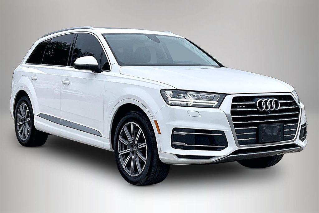 Glacier White Metallic 2019 Audi Q7 45 TFSI quattro Premium Plus SUV / Crossover All-Wheel Drive 8-Speed Automatic