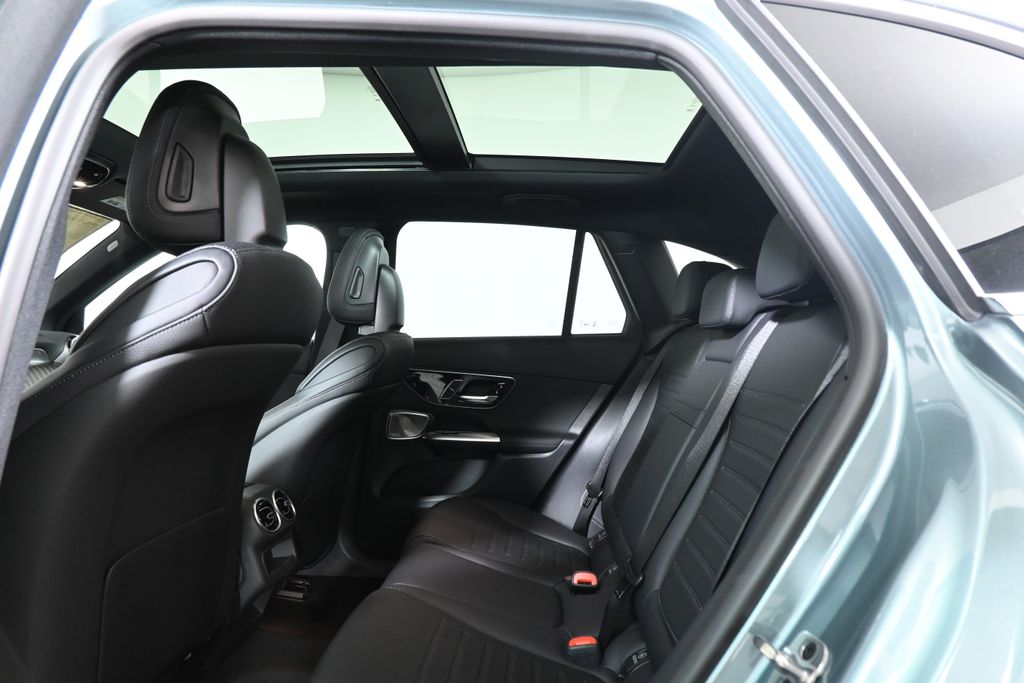 Thumbnail: 2026 Mercedes-Benz GLC - 27