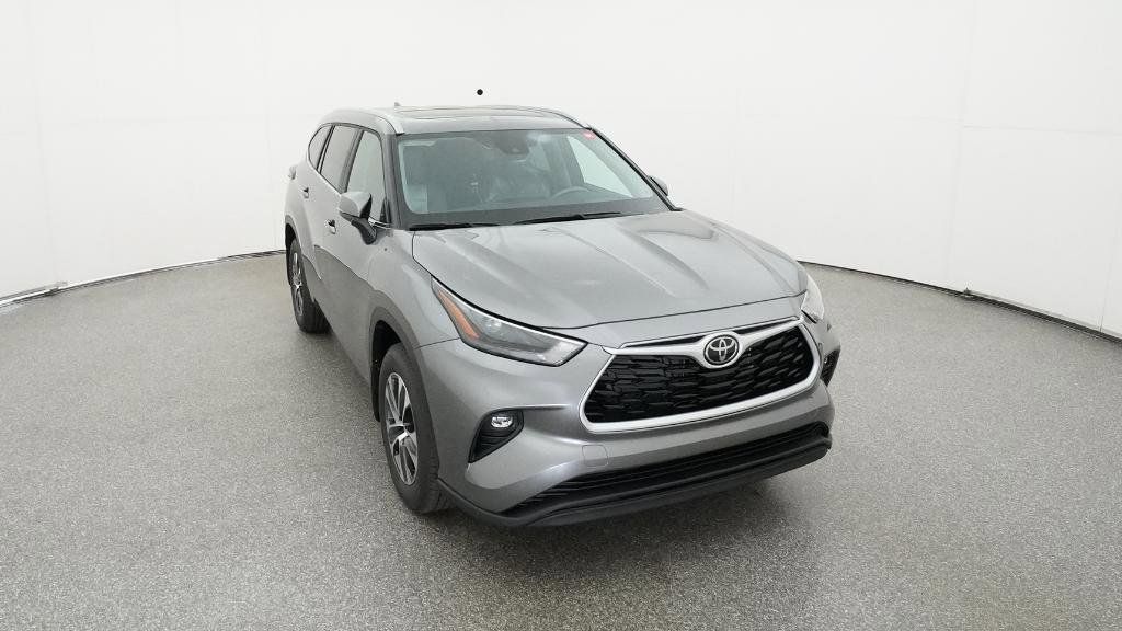 Thumbnail: 2026 Toyota Highlander - 5