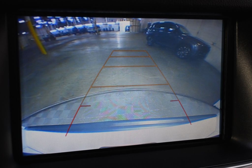 Used 2019  Chevrolet Premier image 28