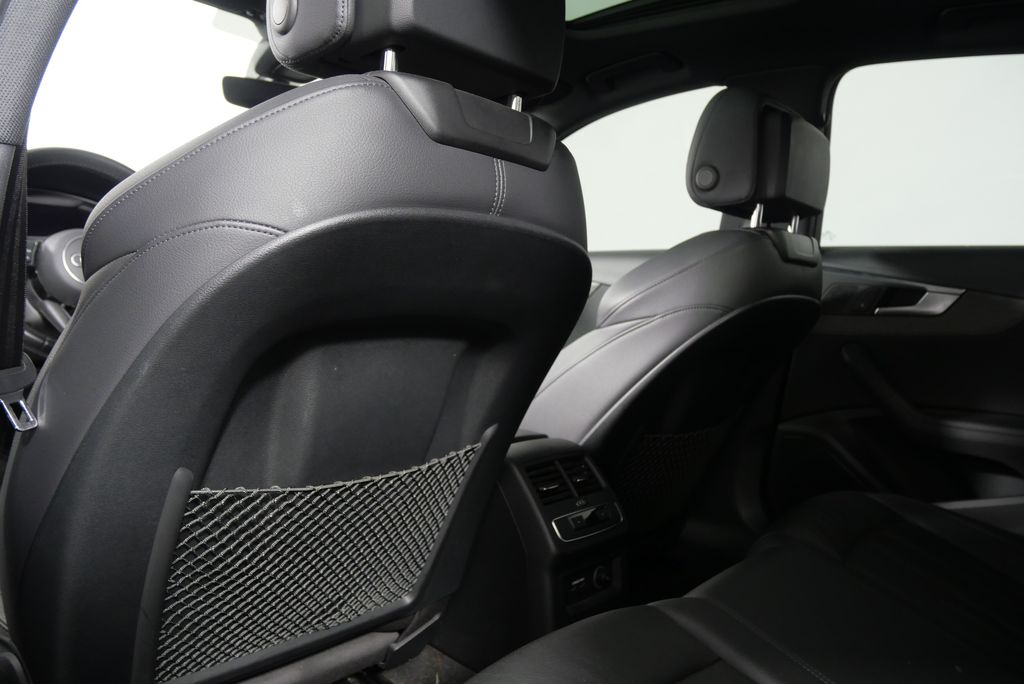 2019 Audi A4 Premium Plus 16