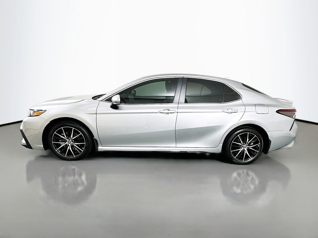 Thumbnail: 2023 Toyota Camry - 8