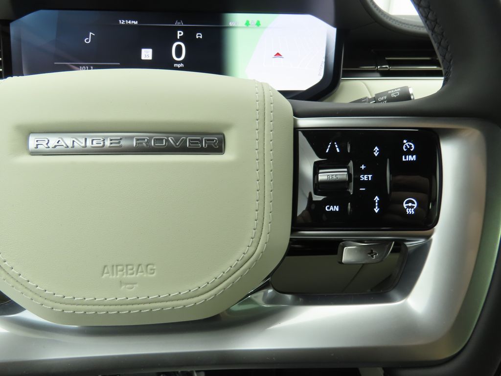 Thumbnail: 2025 Land Rover Range Rover - 12