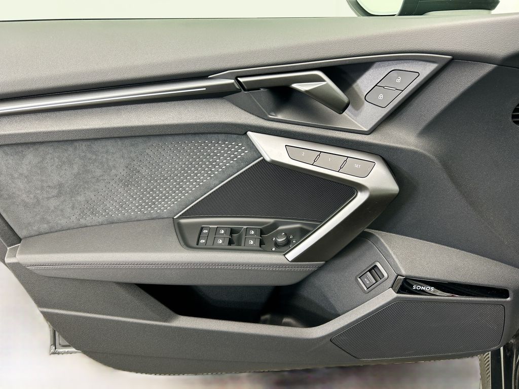 Thumbnail: 2025 Audi RS 3 - 23