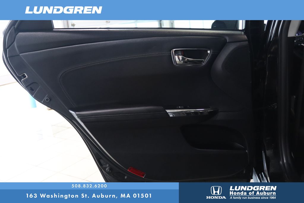 Used 2015 Toyota Avalon Sedan