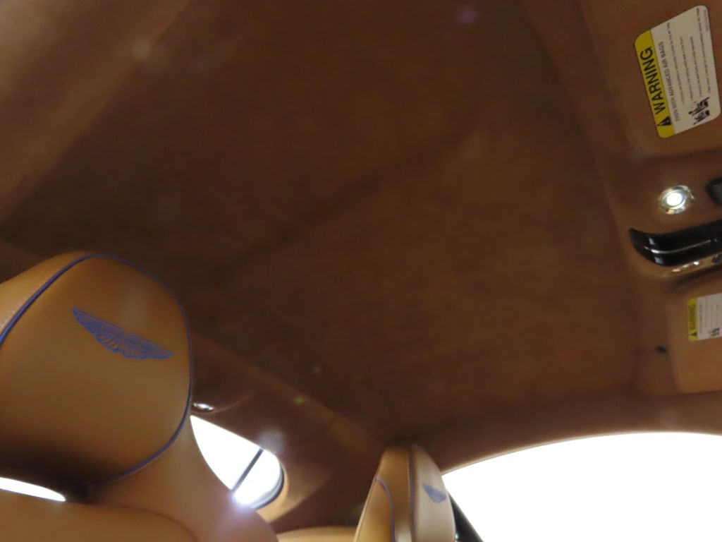 Thumbnail: 2025 Aston Martin Vantage - 19