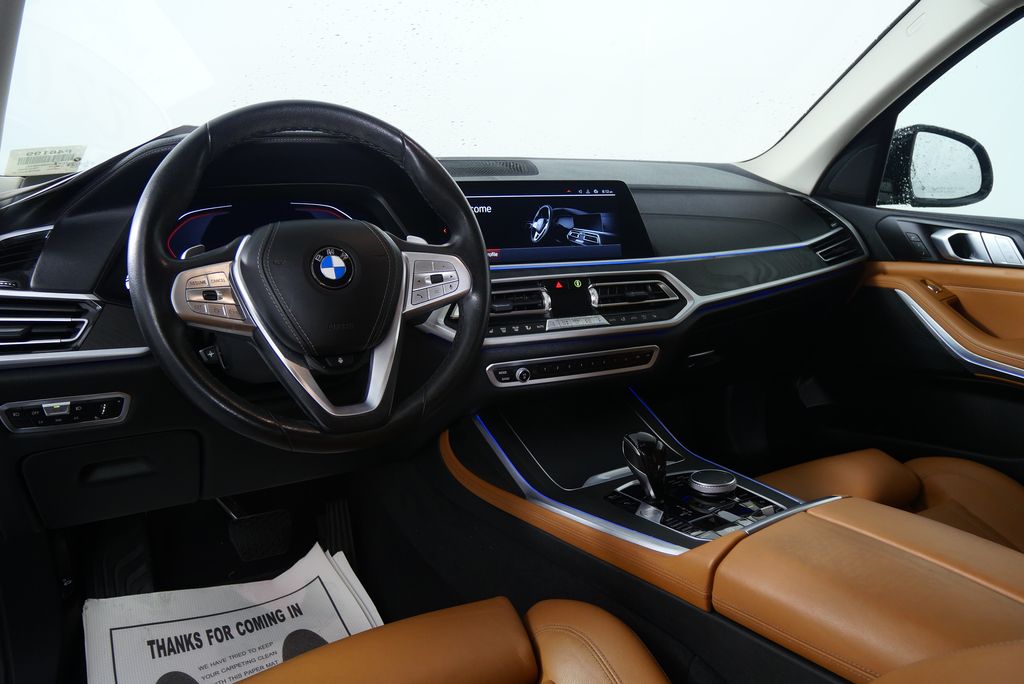 2022 BMW X7 xDrive40i 22